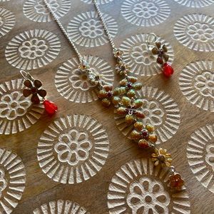 Glitter delicate flower necklace set